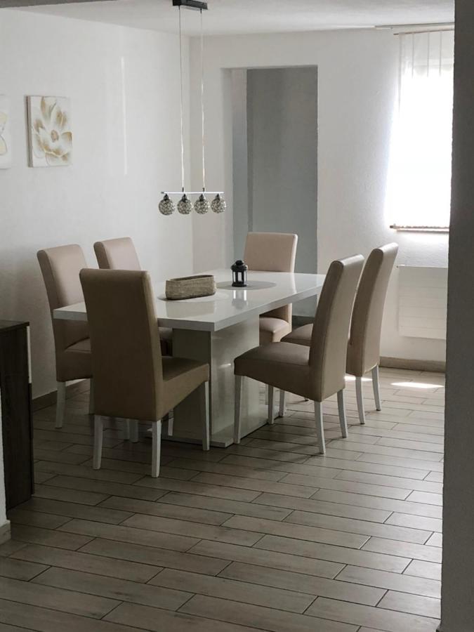 Holiday Home Marsan Pula Extérieur photo