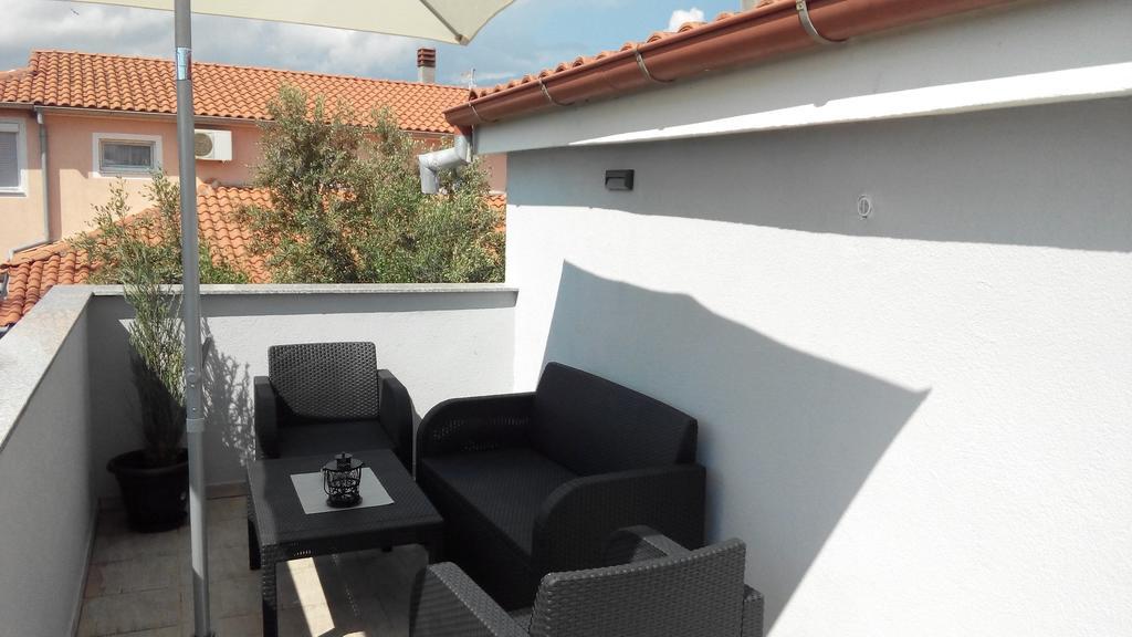 Holiday Home Marsan Pula Extérieur photo